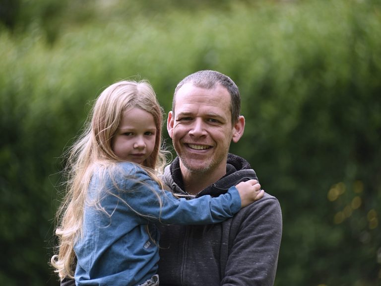 Christopher Gray mit Tochter Christopher Gray mit Tochter